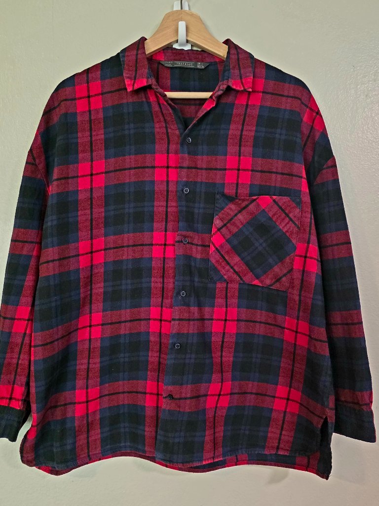 Zara Trafaluc Red And Navy Plaid Flannel Shirt